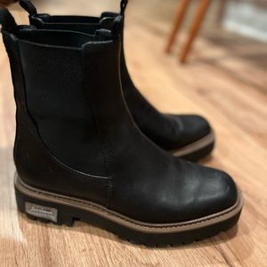Sam Edelman Chelsea Boots